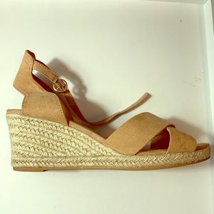 H&M Sandal Wedges